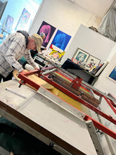 Load image into Gallery viewer, Yongchang Chung - exclusiver limitierter Siebdruck